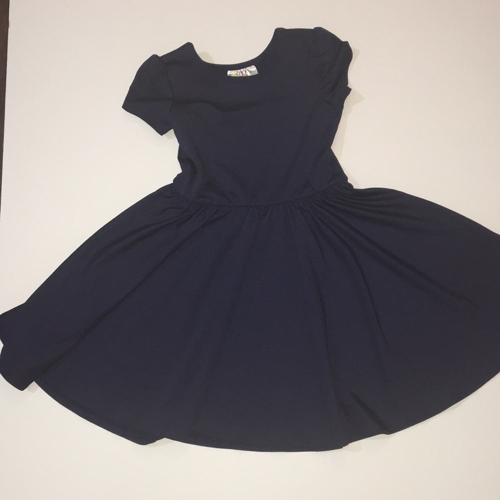 Girls size 3/4 (like 4t) navy dress.  Barely used